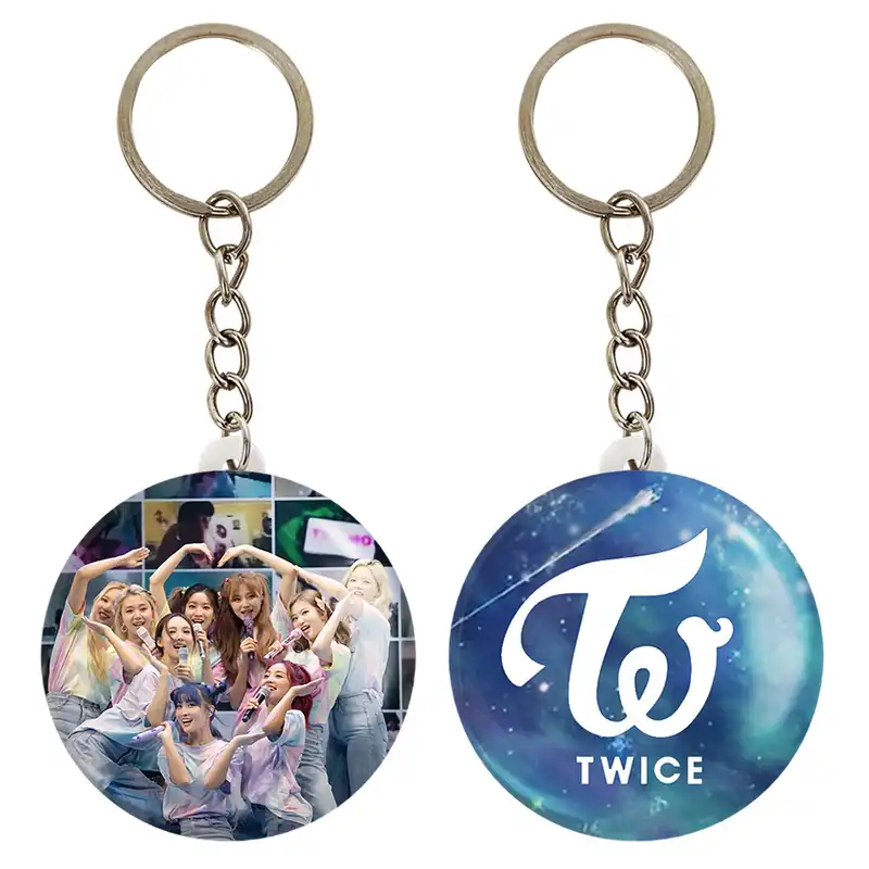 جاکلیدی خندالو مدل گروه توایس TWICE کد 1996519972 مجموعه 2 عددی