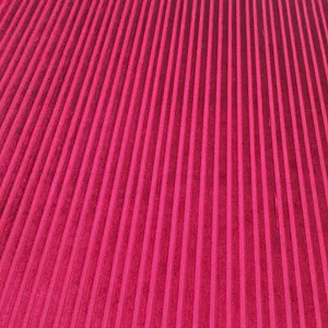 پارچه پرده عرض 1.45 متر مدل مخمل راه راه  رنگ قرمز