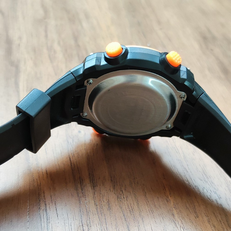 ساعت مچی دیجیتال بچگانه جیلیو کد 01 ساعت مچی دیجیتال بچگانه جیلیو کد 01