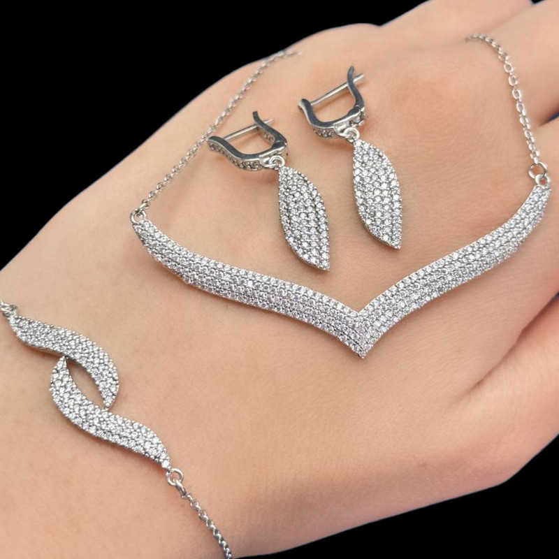 نیم ست نقره زنانه مدل تنیسی نگین دار