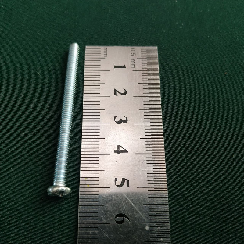 پیچ مدل چهار سو کد M52 بسته 6 عددی