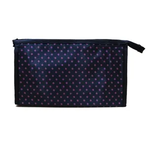 کیف لوازم آرایش زنانه مدل خال خالی کد 2