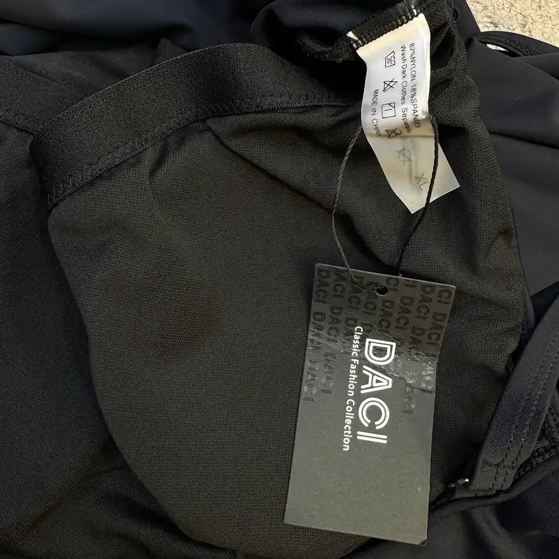 مایو زنانه داکی مدل MF374