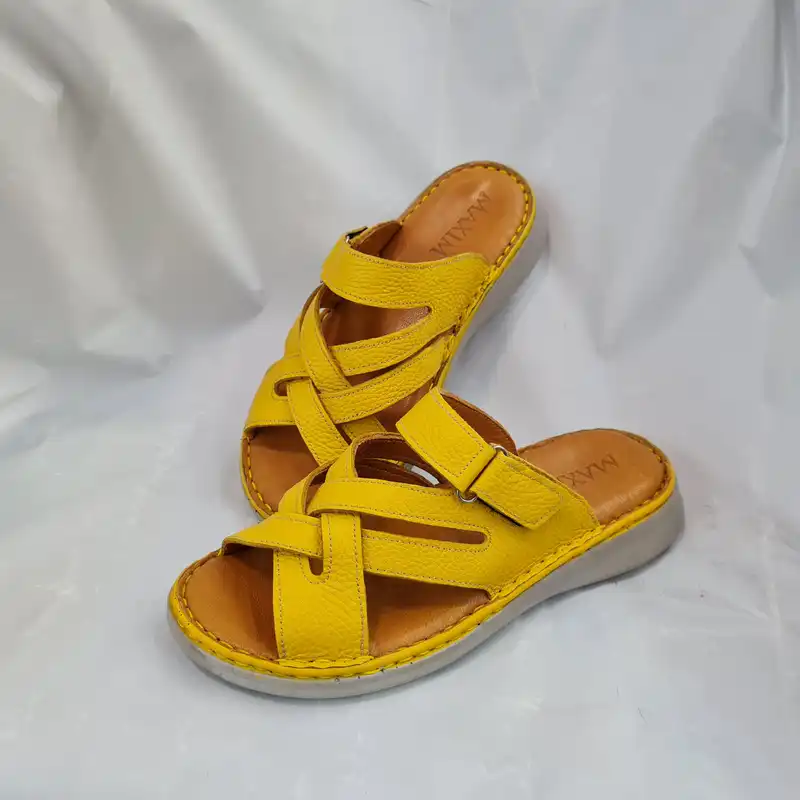 دمپایی زنانه ماکسیم مدل s2