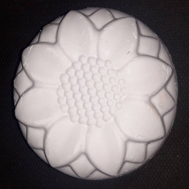 سنگ کلسیم جوندگان زوریچ کد SK-J-3 وزن 80 گرم بسته 3 عددی