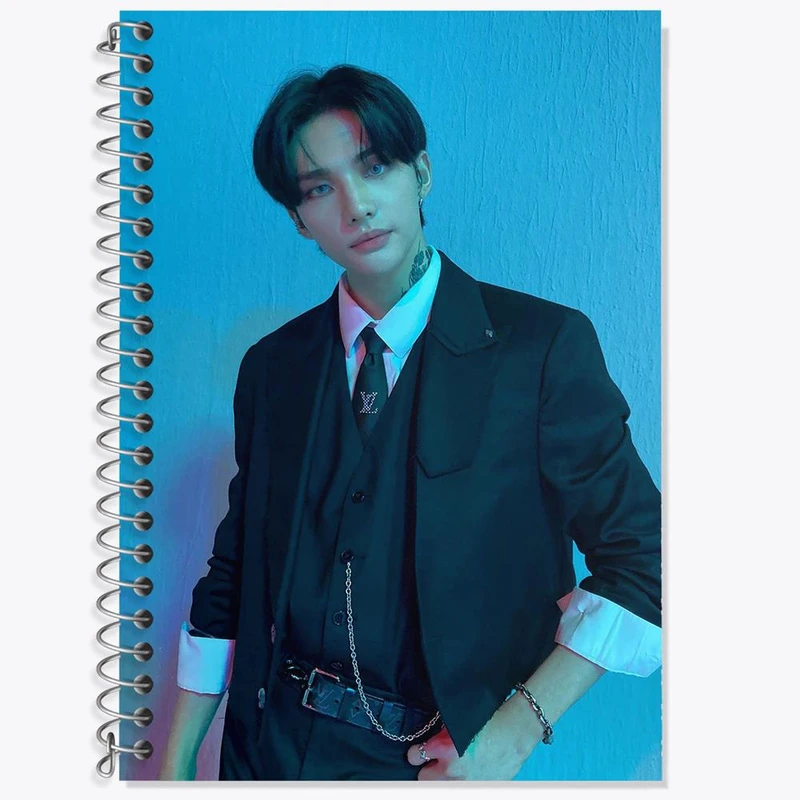 دفتر لغت 50 برگ خندالو مدل هیونجین گروه استری کیدز Stary Kids کد 16954