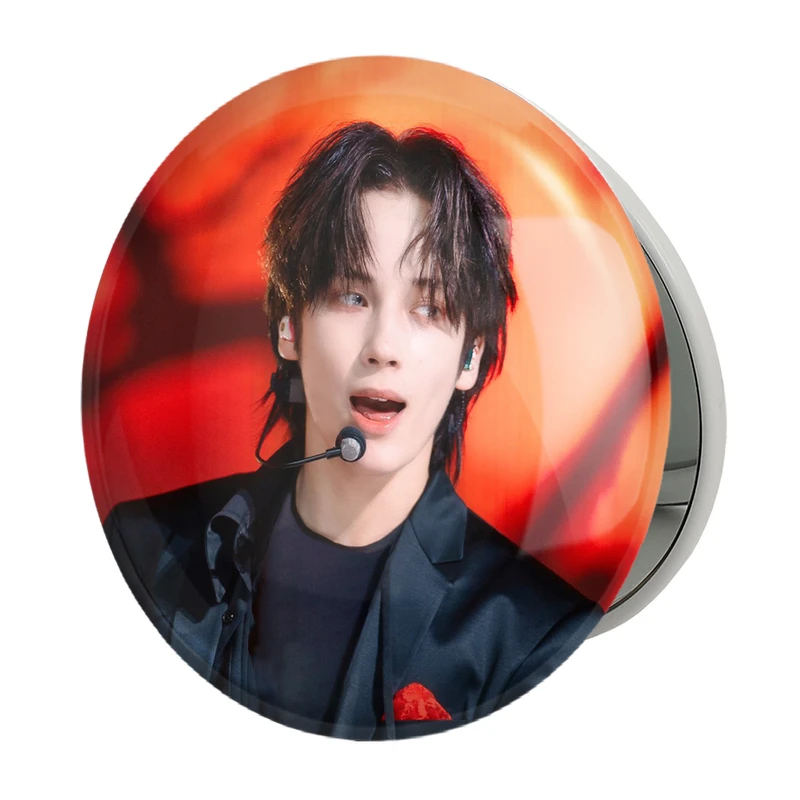 آینه جیبی خندالو طرح تهیون گروه تی اکس تی TXT مدل تاشو کد 20057 