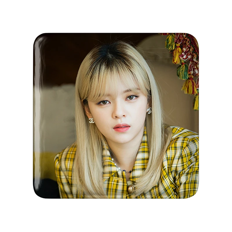 مگنت خندالو طرح جونگیون گروه توایس TWICE کد 11696