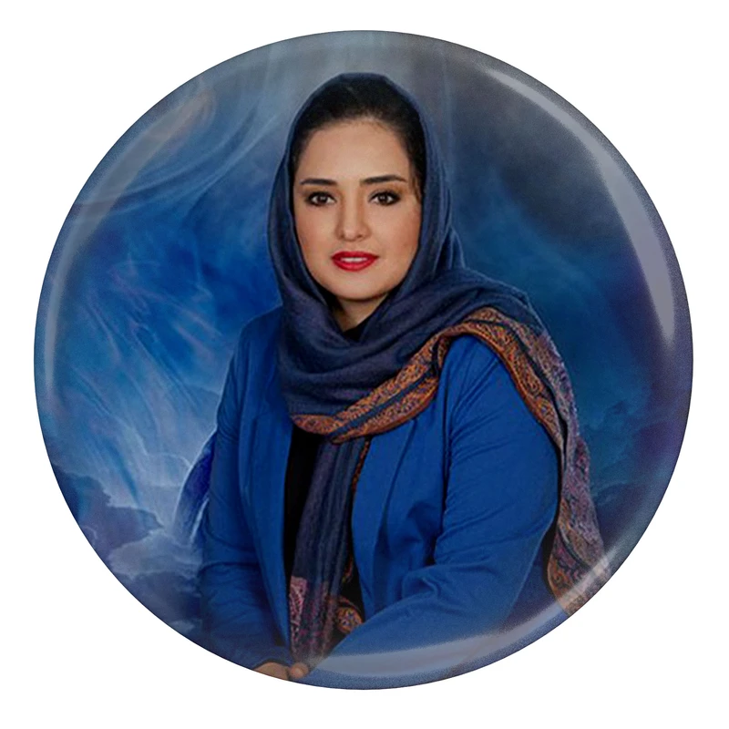 مگنت طرح نرگس محمدی مدل 8870