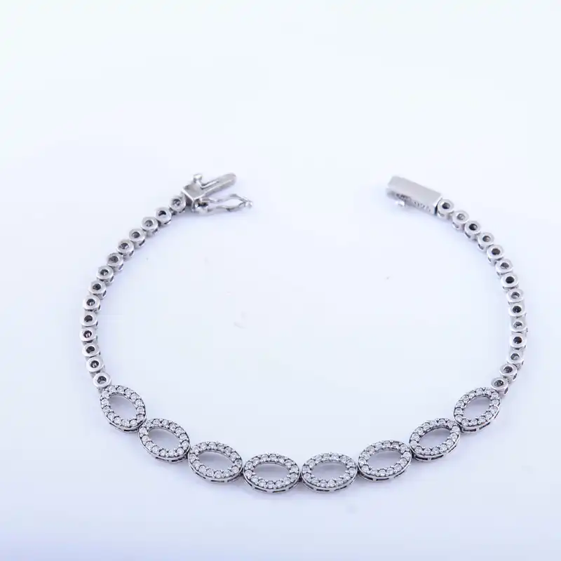 نیم ست نقره زنانه مدل  آبکاری رادیوم برلیان کاری بدون ریزش کد NTR_502