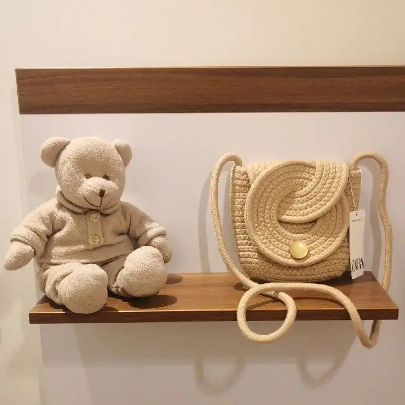 کیف رودوشی زنانه مدل کنفی