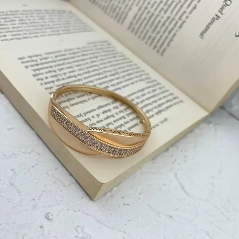 دستبند النگویی زنانه ژوپینگ مدل B4561