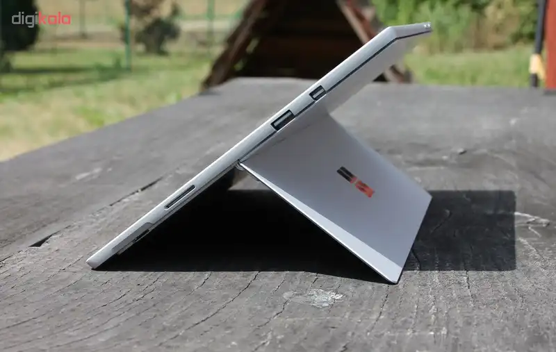 تبلت مایکروسافت مدل Surface Pro 2017 - N