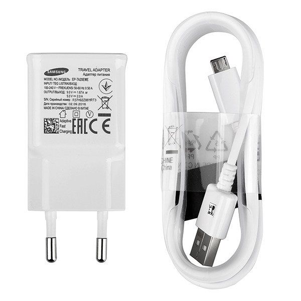 شارژر دیواری مدل EP-TA20EWE به همراه کابل تبدیل USB به microUSB طول 1.5 متر شارژر دیواری مدل EP-TA20EWE به همراه کابل تبدیل USB به microUSB طول 1.5 متر