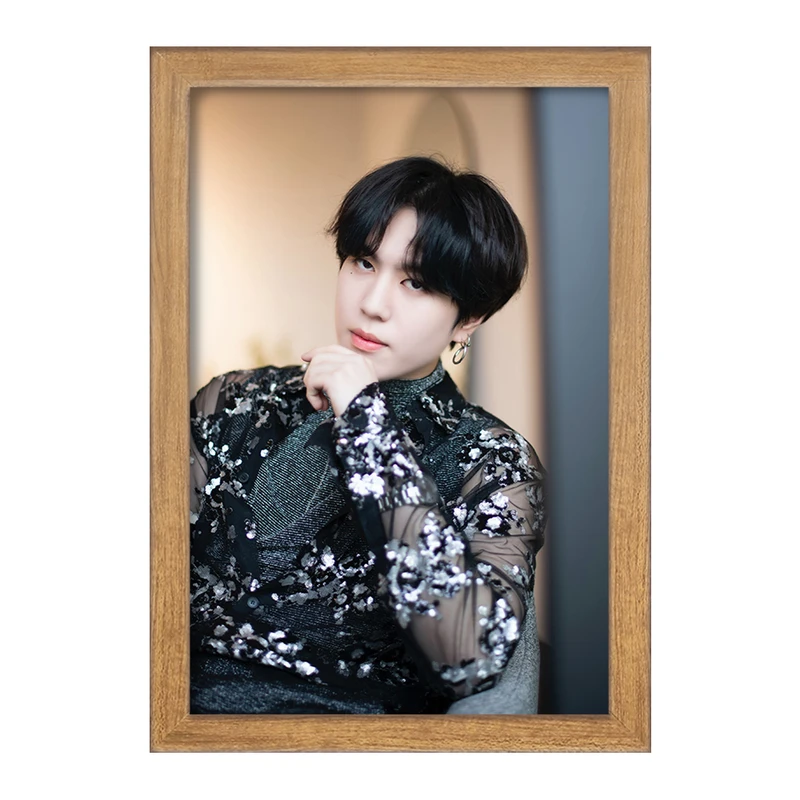 تابلو خندالو مدل یوگیوم گروه گات سون GOT7  کد 11652