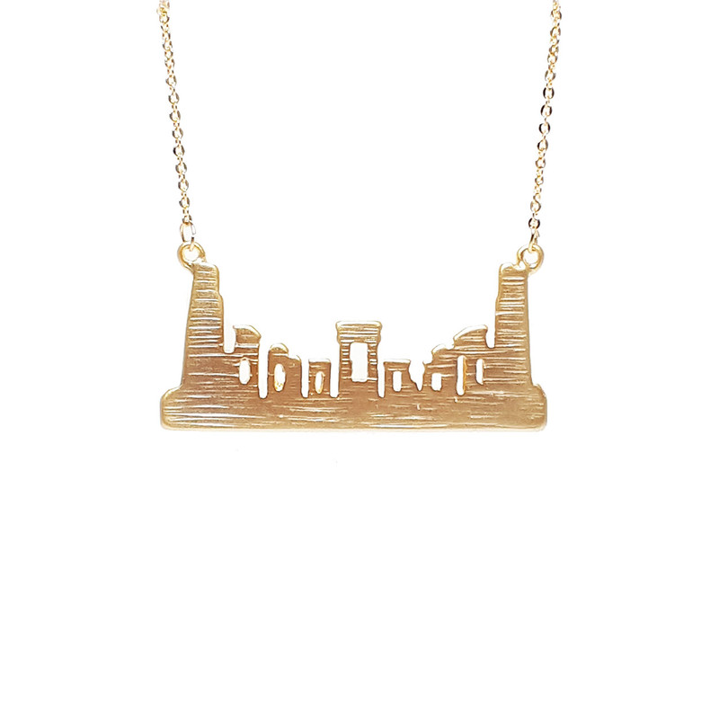 گردنبند نایس لند طرح تخت جمشید مدل N39 گردنبند نایس لند طرح تخت جمشید مدل N39