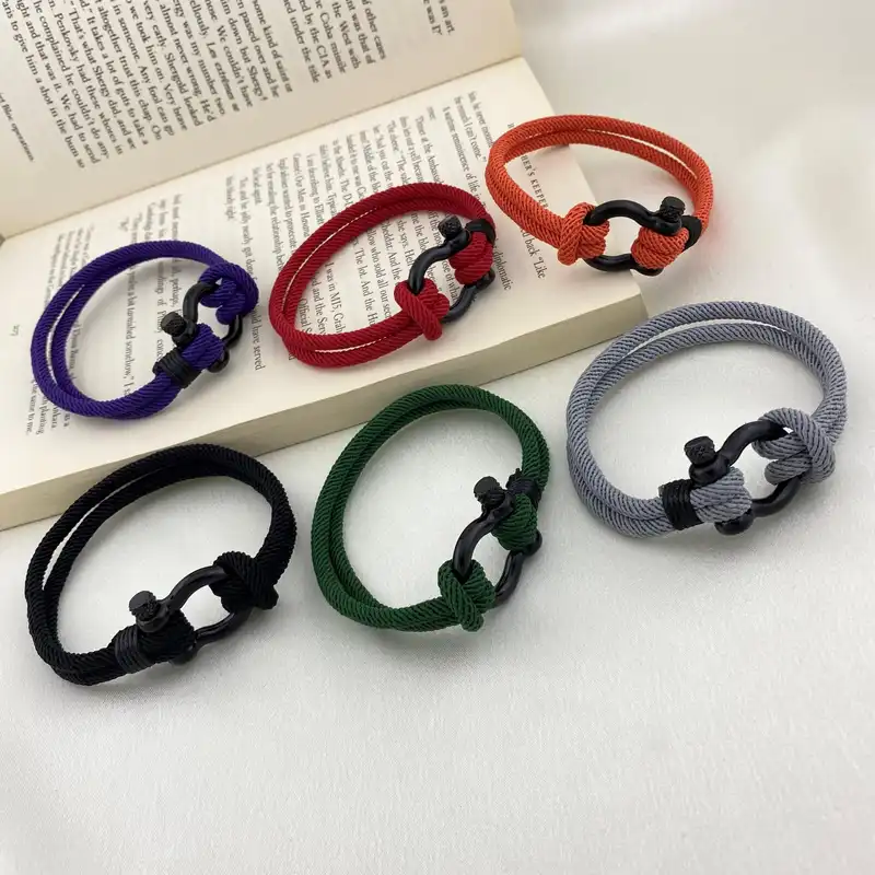 دستبند مدل B4377