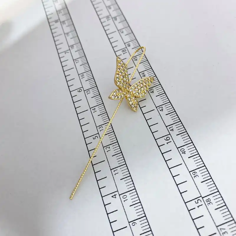 گوشواره زنانه مدل ایر کراس طرح پروانه کد E3670