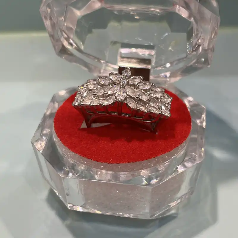 انگشتر نقره زنانه مدل کارکیزاتریشی 430-24