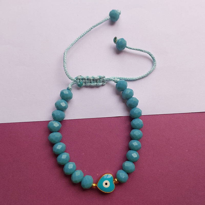 دستبند زنانه مدل چشم نظر طرح قلبی کد HC247