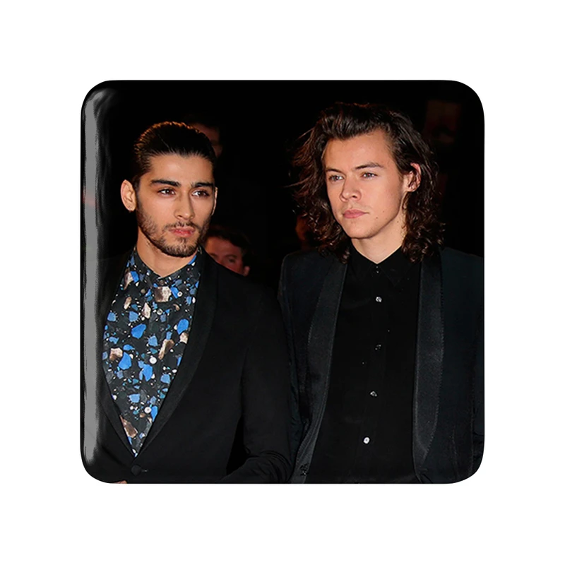 مگنت خندالو طرح هری و زین گروه موسیقی وان دایرکشن One Direction  مدل مربعی کد 18929