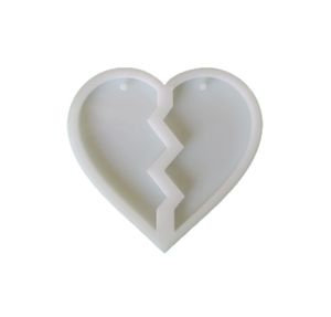 نقد و بررسی قالب رزین مدل قلب شکسته پین دار توسط خریداران