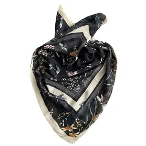 روسری زنانه مدل شاپرک