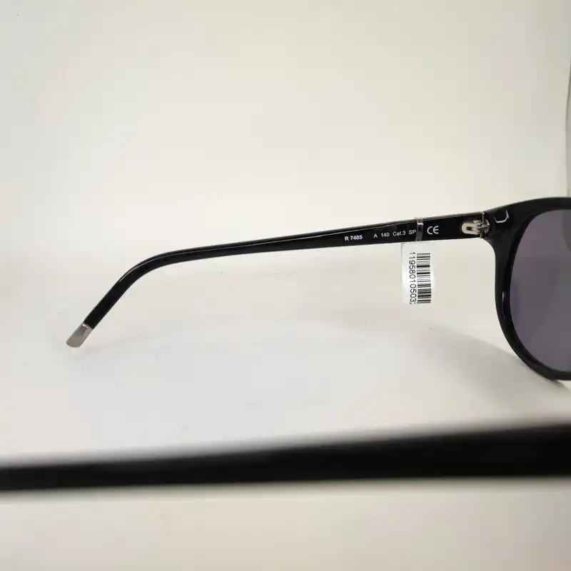 عینک آفتابی رودن اشتوک مدل R7405