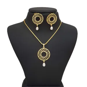 نیم ست نقره طرح میگی موتون کد Aer487