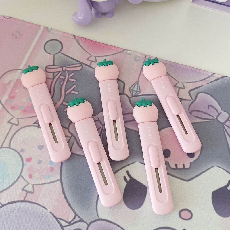 کاتر مدل توت فرنگی