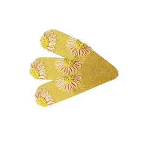 گیره مو دخترانه مدل تق تقی گلدوزی شده HT - 0018 مجموعه سه عددی