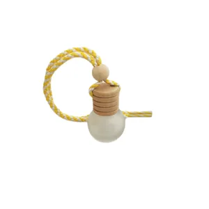 خوشبوکننده خودرو طرح لامپی با رایحه وانیل