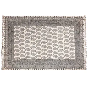 پارچه قلمکار نرگس‌ خانی اعلا طرح سیاه قلم بته درشت سایز 150 × 100 سانتی‌متر مدل 01- 22