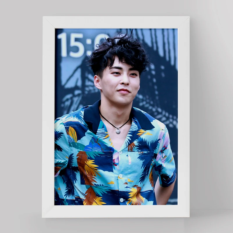 تابلو خندالو مدل شیومین گروه اکسو EXO کد 13511