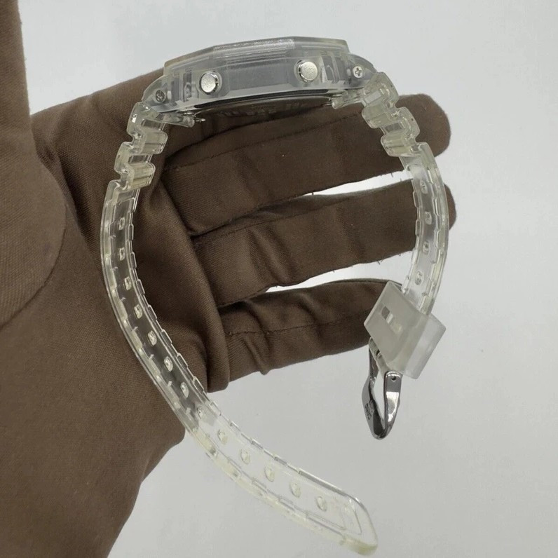 ساعت مچی دیجیتال مدل موتور پمپی کد E40-2100