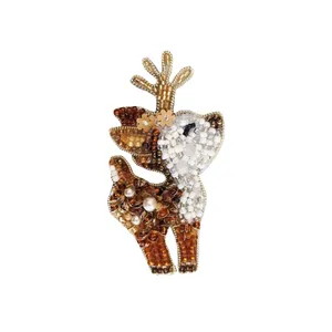 گل سینه زنانه مدل گوزن 5076