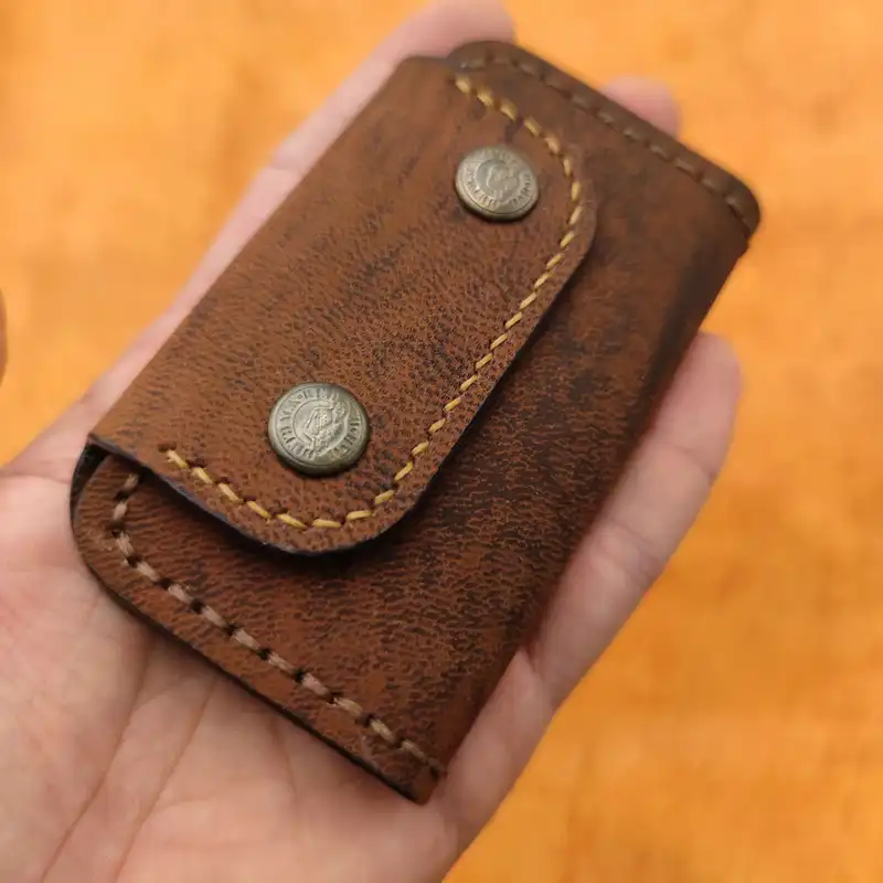 جاکلیدی چرمی مدل j-25