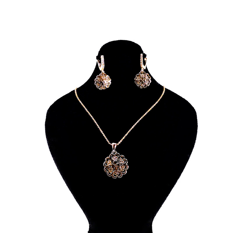 نیم ست زنانه مدل قلبی