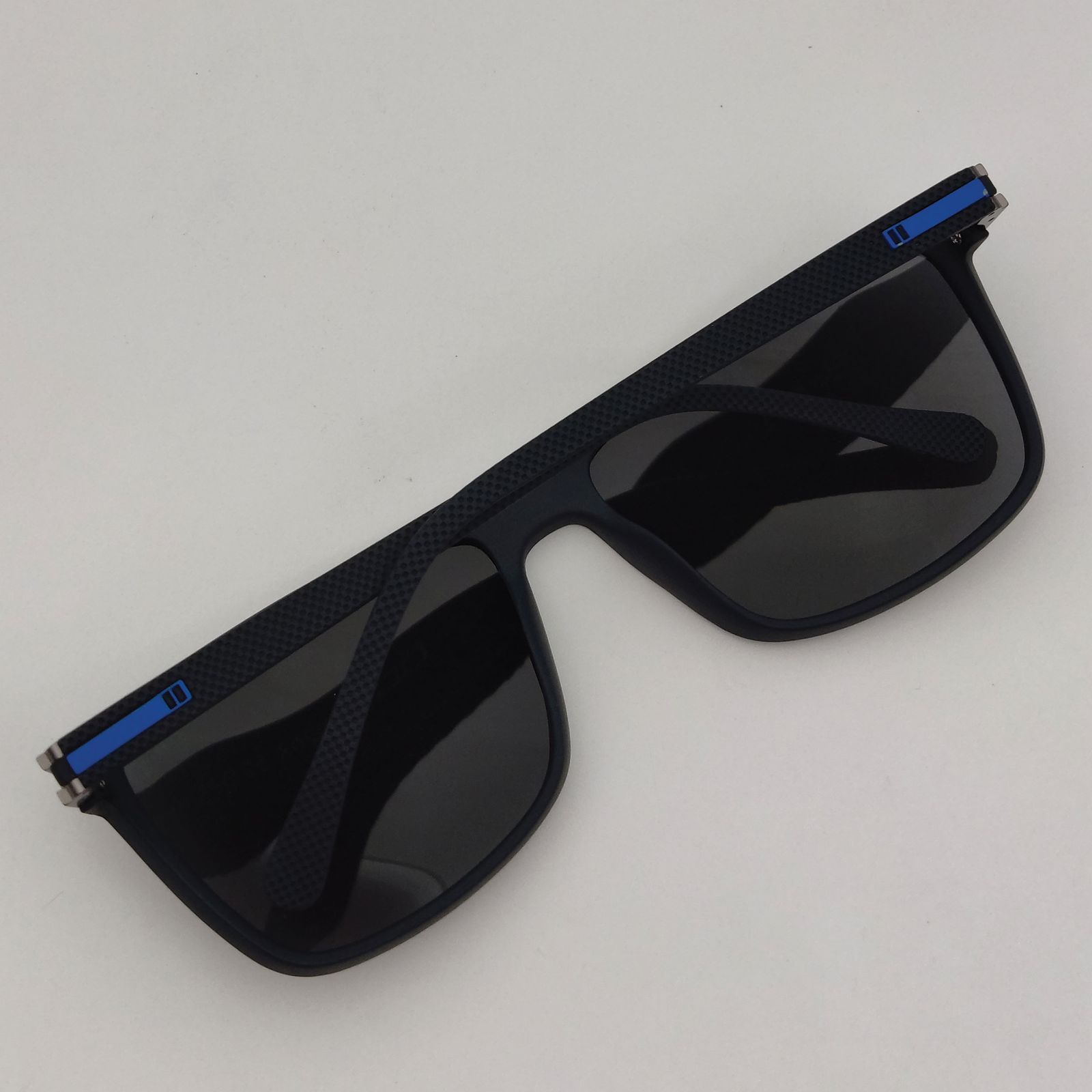 عینک آفتابی بایکر پلاریزه اوگا مدل 8208 -  - 11