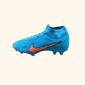 کفش فوتبال مدل ساقدار