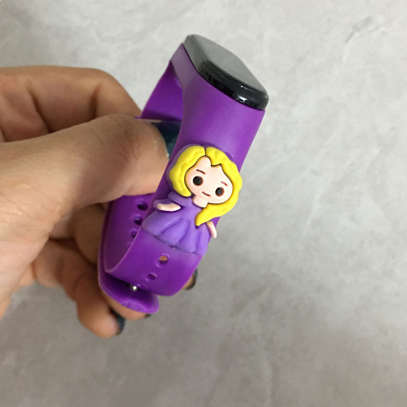 ساعت مچی دیجیتال مدل ضدآب سیلیکونی طرح دخترک پرنسس کد W G P PER99