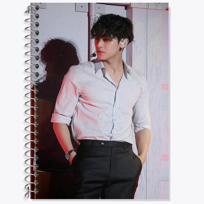 دفتر زبان 50 برگ خندالو مدل دو خط طرح دینو گروه سونتین Seventeen کد 21613