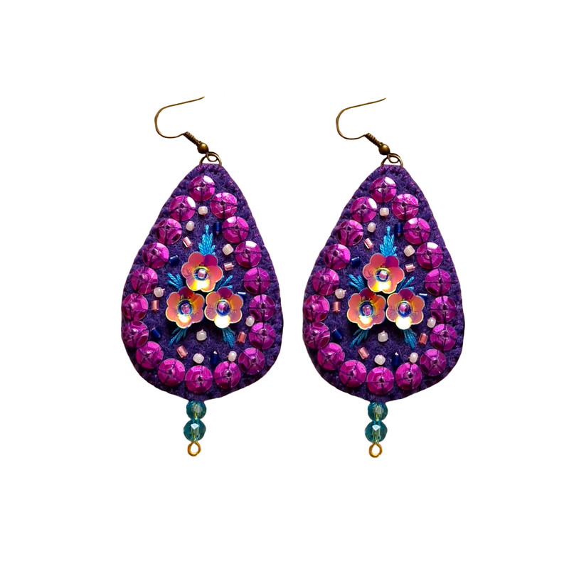 گوشواره دست دوز زنانه مدل گلدوزی