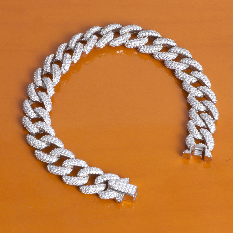 دستبند نقره زنانه مدل 01 دستبند نقره زنانه مدل 01