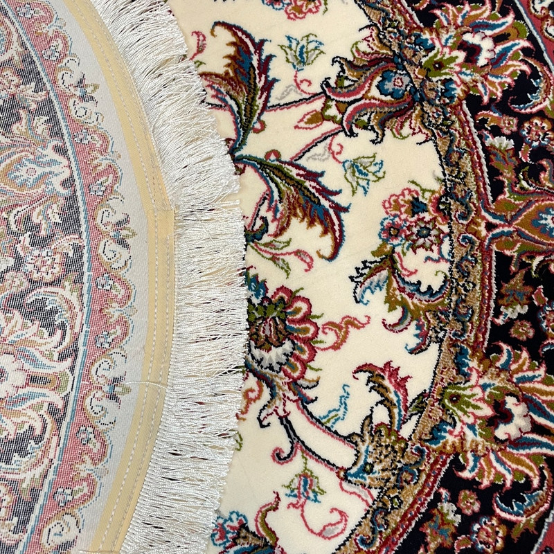 فرش ماشینی 700 شانه زمینه کرم حاشیه سرمه ای مدل صبا فرش ماشینی 700 شانه زمینه کرم حاشیه سرمه ای مدل صبا