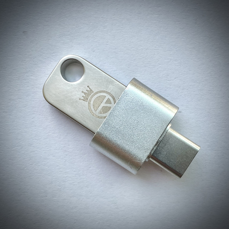 فلش مموری کوئین تک مدل CELL-C PLUS ظرفیت 64 گیگا بایت به همراه مبدل USB-C
