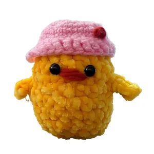 عروسک بافتنی مدل کلاه دار