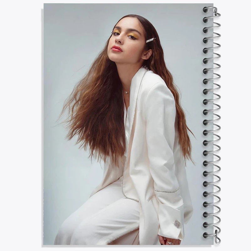 دفتر لیست خرید 50 برگ خندالو طرح اولیویا رودریگو Olivia Rodrigo کد 19263