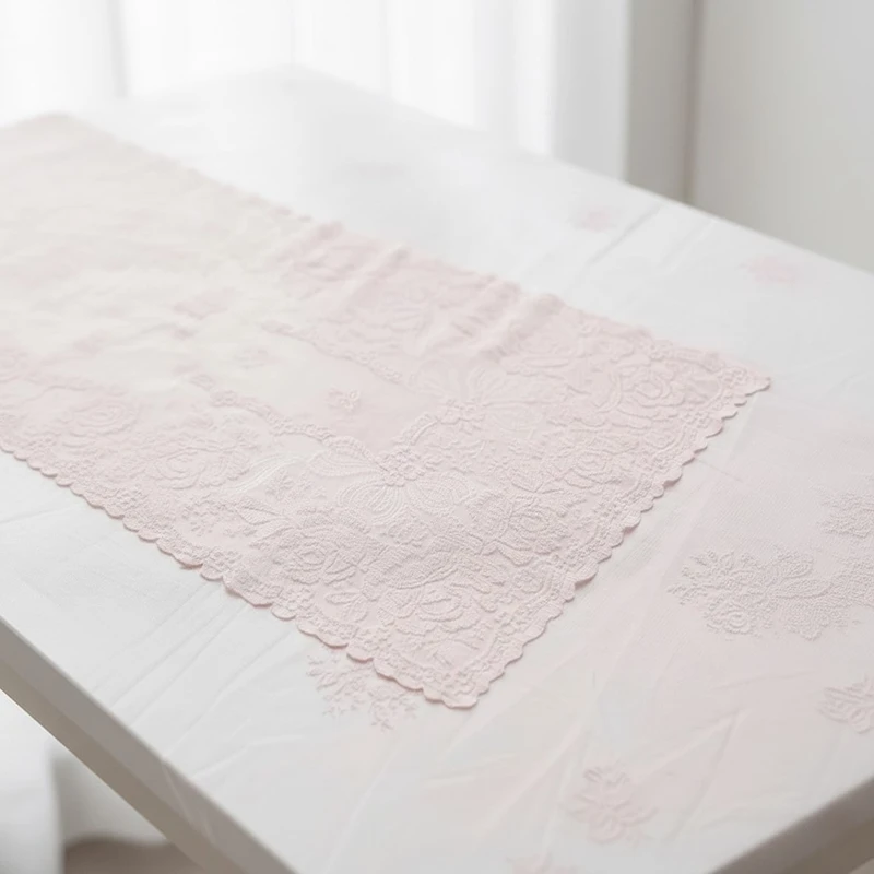 ست رومیزی 2 تکه انگلیش هوم مدل Alessa