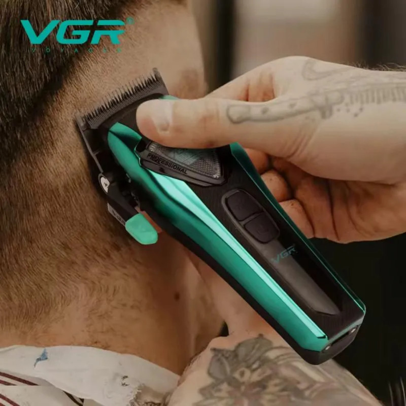ست ماشین اصلاح موی سر و صورت شارژی وی جی ار مدل V-884 s2 مجموعه 2 عددی وزن 500 گرم با باتری قابل شارژ و صفحه نمایشگر LED